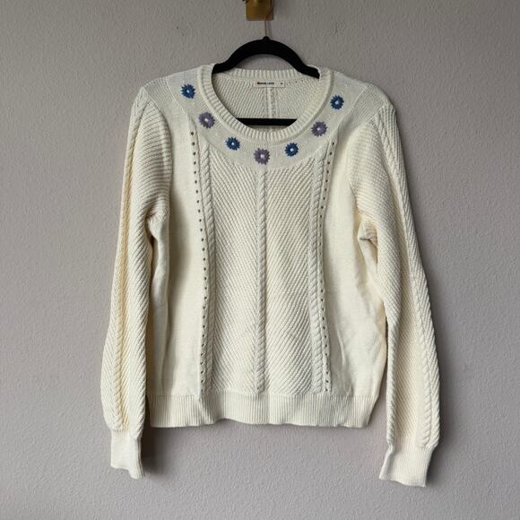 Marine Layer Jada Ivory Floral Embroidered Crewneck Sweater Size M - Picture 2 of 4